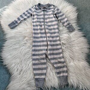 Hanna Andersson gray striped romper size 18-24 months